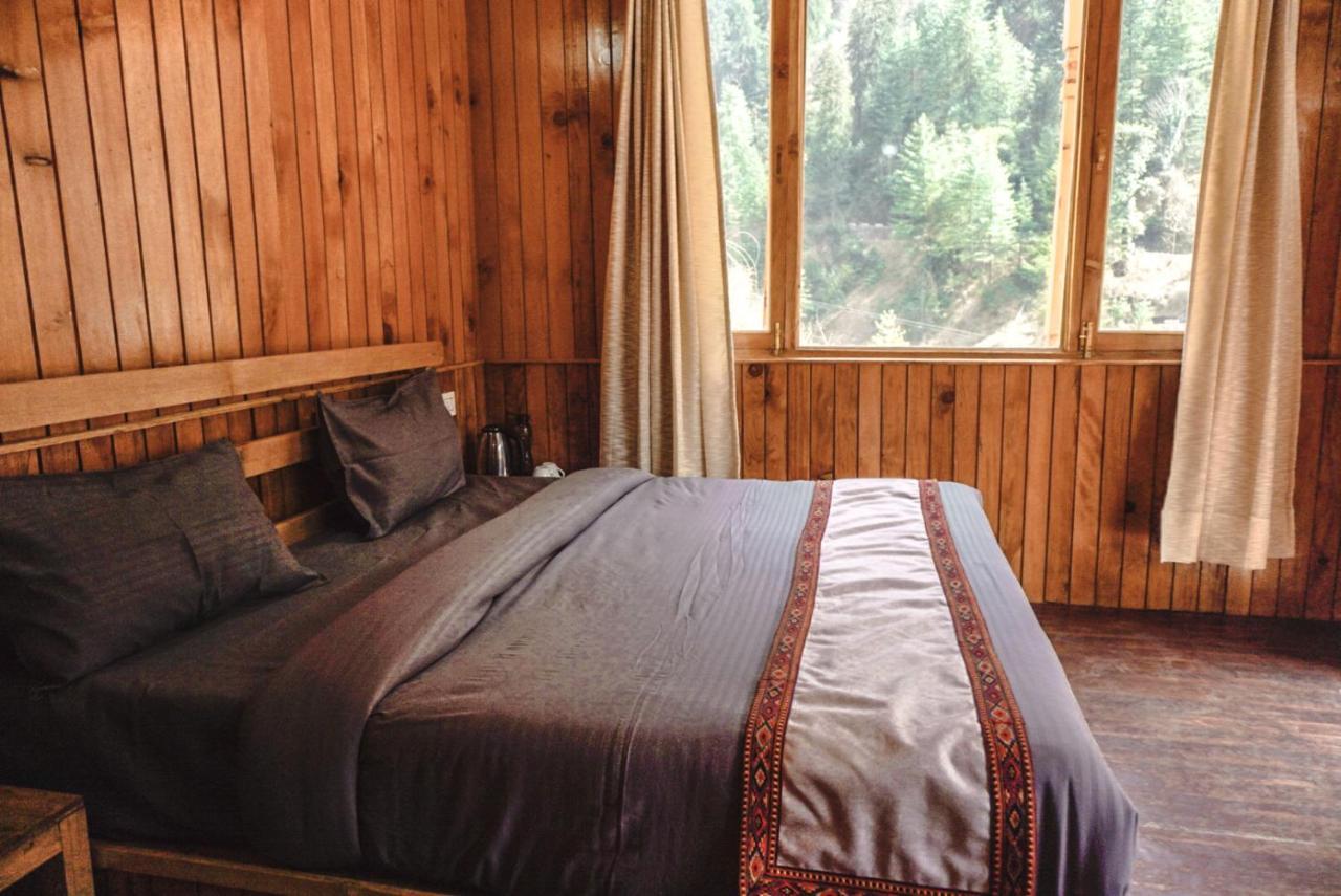 Thepahadians Food & Stay Jibhi Extérieur photo