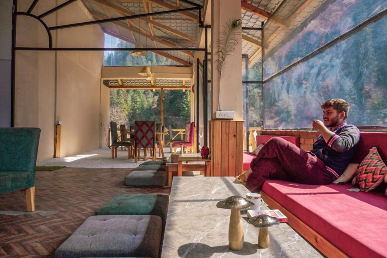 Thepahadians Food & Stay Jibhi Extérieur photo